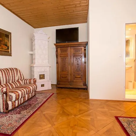 Apartment Fruehstueckspension Zippo Greifenburg